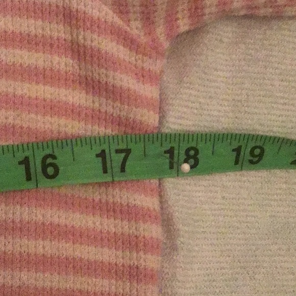 OSCAR DE LA RENTA top - Picture 7 of 8